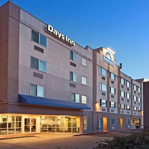 Days Inn By Wyndham Seatac Airport